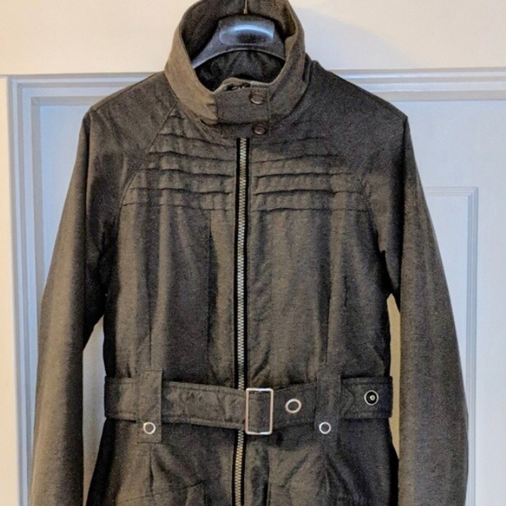 Columbia Omnishield light weight Coat